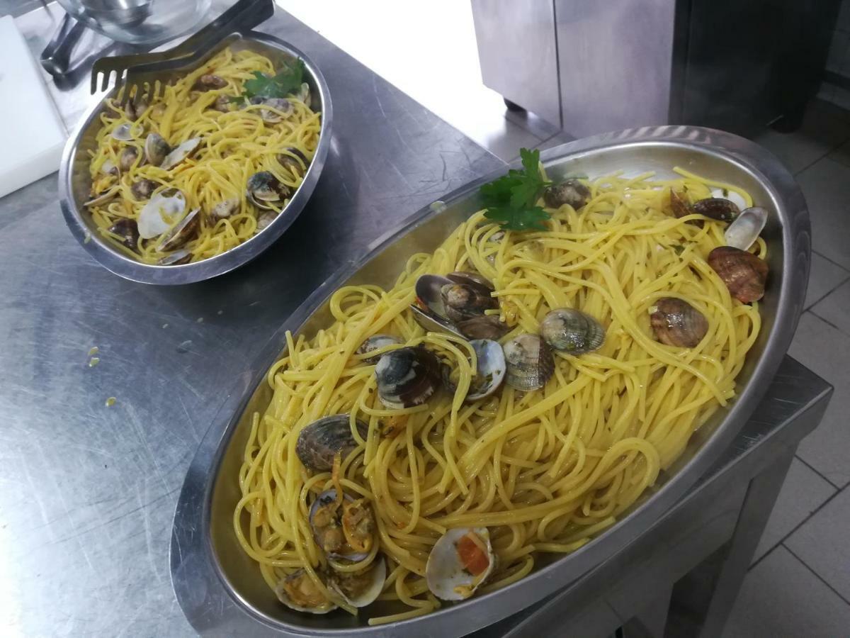 Hotel Ristorante Villa Paradiso Riparbella Zewnętrze zdjęcie