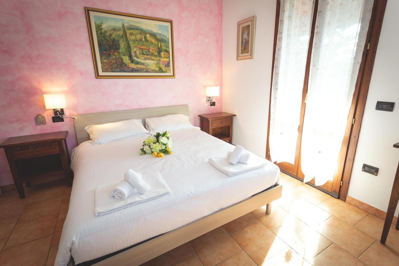 Hotel Ristorante Villa Paradiso Riparbella Zewnętrze zdjęcie