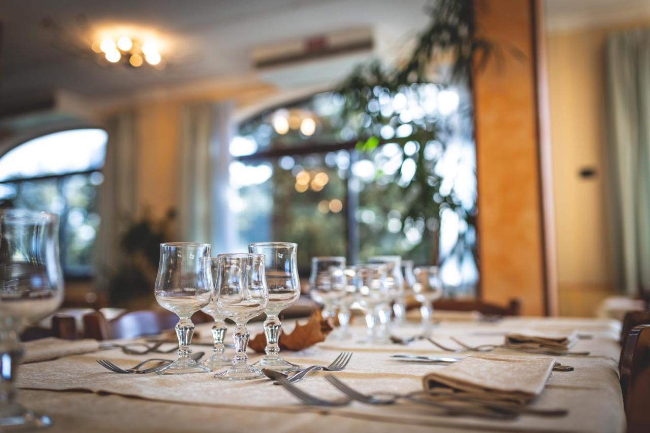 Hotel Ristorante Villa Paradiso Riparbella Zewnętrze zdjęcie